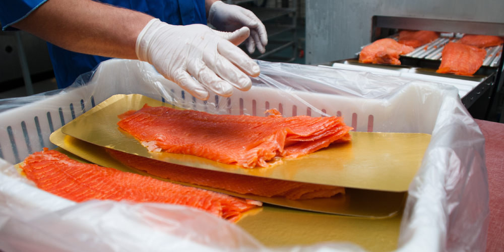 Nueva alerta de Listeria monocytogenes en salmón ahumado procedente de Andalucía.